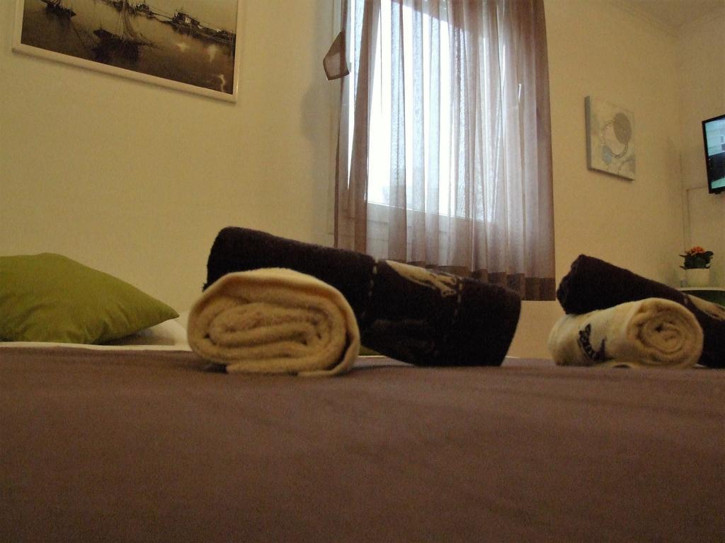Apartment Ivana Split Bagian luar foto
