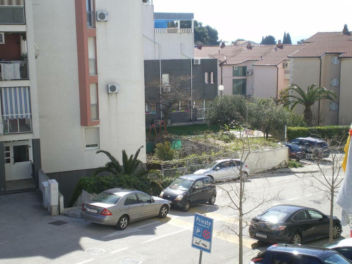 Apartment Ivana Split Bagian luar foto